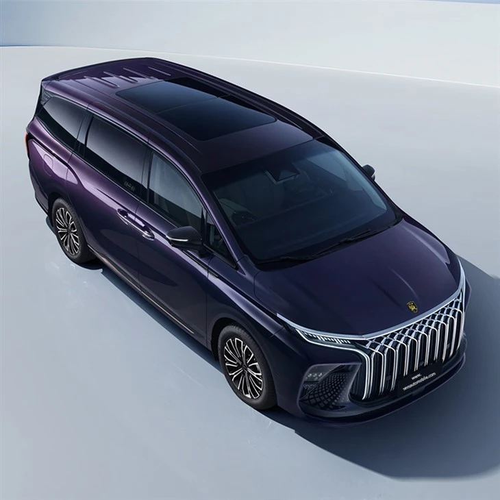 Forthing U-Tour V9 Mpv