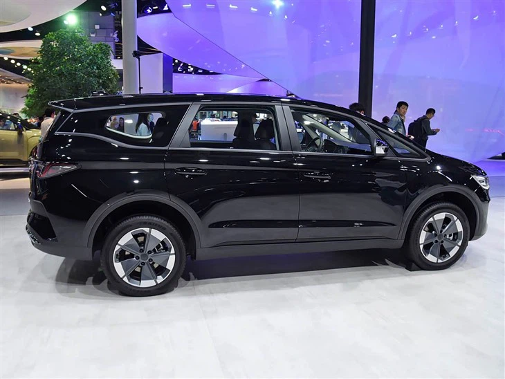 Ruilan 8 RHD 7 Seater MPV manufacturers