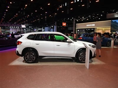 SUV Petrol BMW X1 2024 SDrive20Li